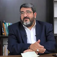 فواد ایزدی: دولت از مذاکره حرف می‌زند اما ترامپ فشار حداکثری را ادامه می‌دهد