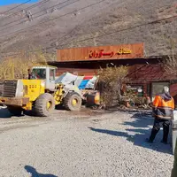 یک واحد پذیرایی غیرمجاز در جاده چالوس تخریب شد