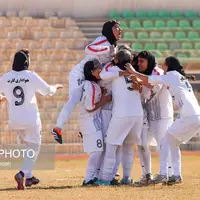 لیگ یک فوتبال زنان بازی فولاد خوزستان و پرسپولیس تهران