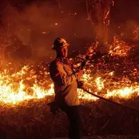 مهار کامل آتش‌سوزی مرگبار کالیفرنیا بعد از ۲۴ روز