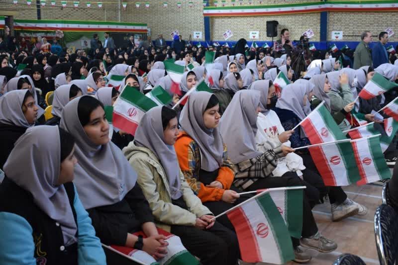 زنگ انقلاب در مدارس گلستان نواخته شد