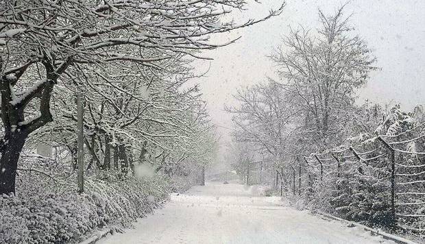 آسمان همدان برفی می‌شود