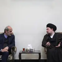 تجدید میثاق رئیس و جمعی از مدیران سازمان صداوسیما با آرمان‌های امام خمینی(س)