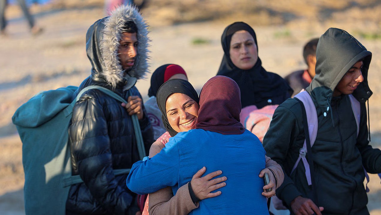  پس از ۱۵ ماه نسل کشی‌؛ بازگشت فلسطینی‌ها به شمال غزه