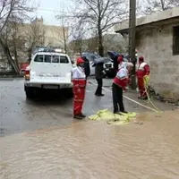 اعزام امدادگران هلال‌احمر قزوین به مناطق گرفتار آب‌گرفتگی رشت