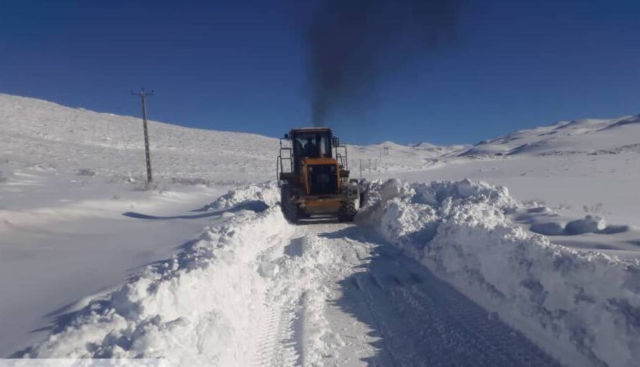 جاده ارتباطی ۸۸ روستای بروجرد بازگشایی شد