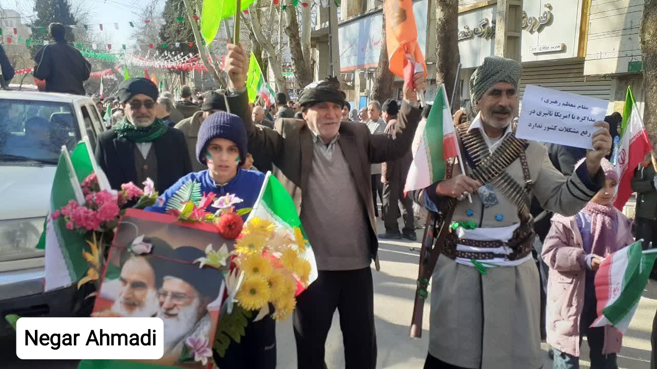 حضور گسترده خرم‌‌آبادی‌ها در جش تولد انقلاب اسلامی 