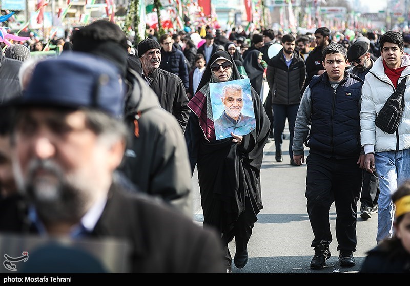 عکس/ به یاد سردار مقاومت در جشن انقلاب