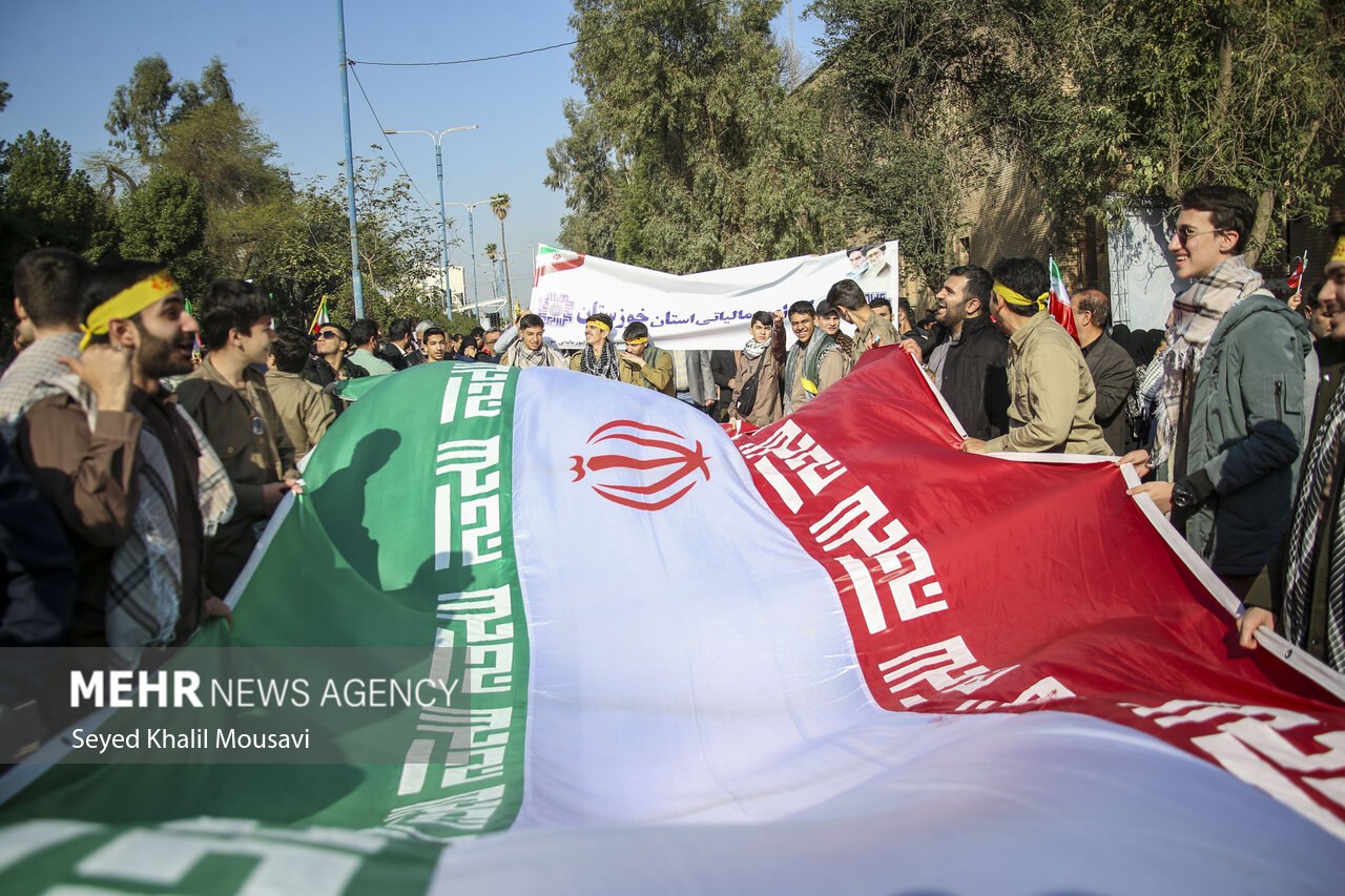 عکس/ راهپیمایی ۲۲ بهمن در اهواز