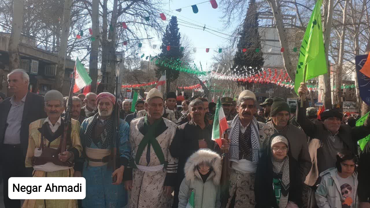 حضور گسترده خرم‌‌آبادی‌ها در جش تولد انقلاب اسلامی 