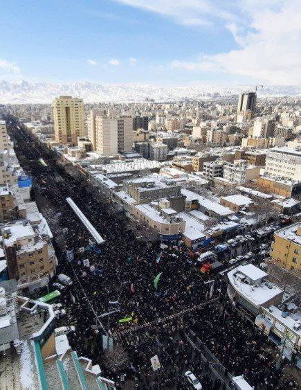 عکس/ تصویر هوایی از راهپیمایی باشکوه ۲۲ بهمن در مشهد