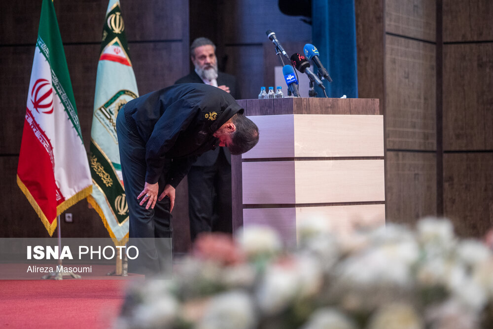 گردهمایی سروقامتان انقلاب اسلامی