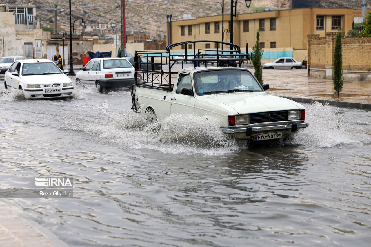 هشدار هواشناسی: بارش باران 4 روز آینده استان فارس را در بر می‌گیرد