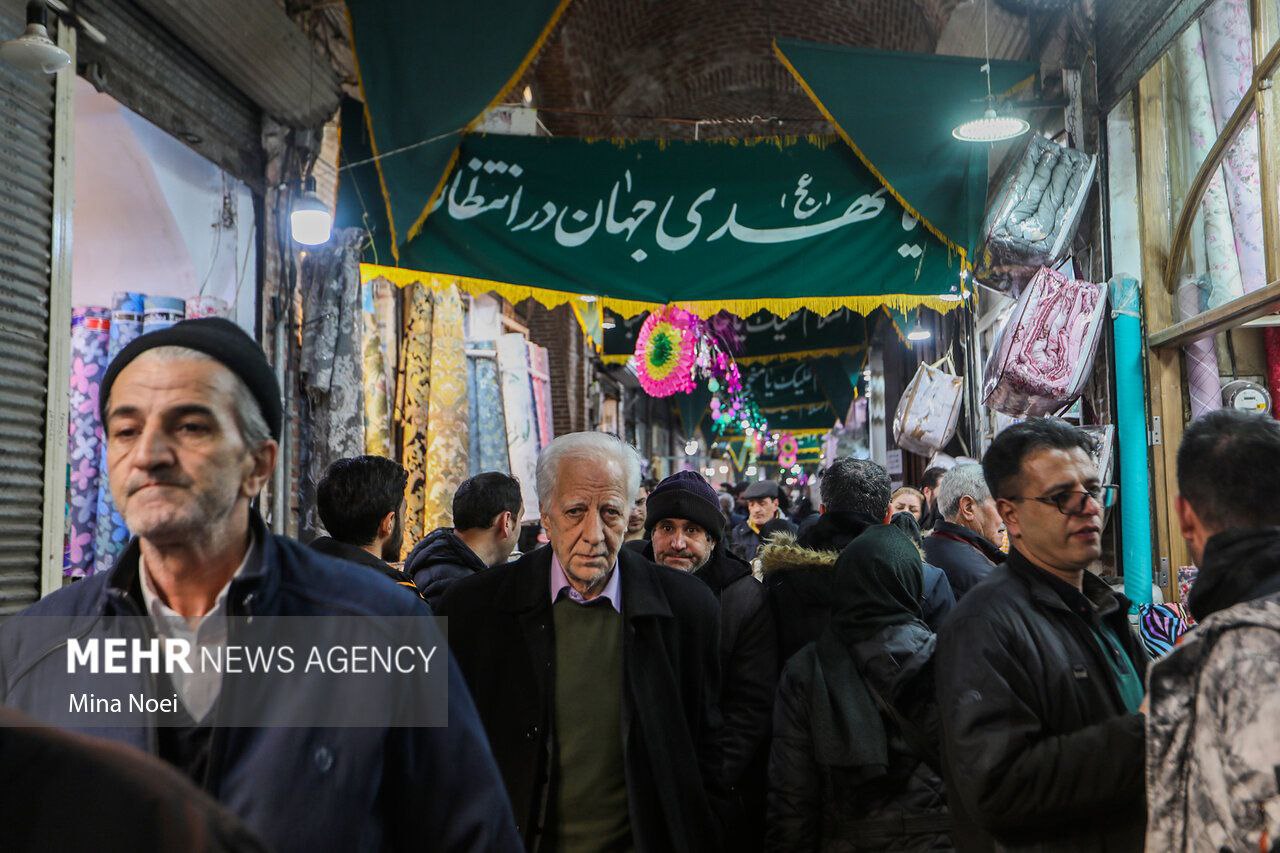 عکس/ جشن نیمه شعبان در بازار تاریخی تبریز