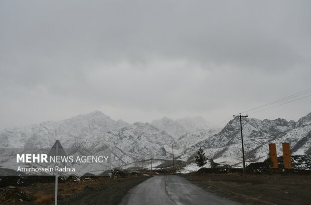 جاده‌ های 18 استان کشور امروز برفی و بارانی است