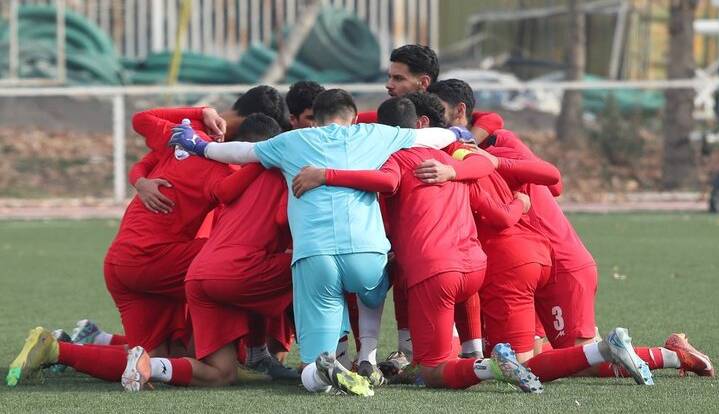 همسایگی تیم فوتبال نوجوانان با 4 تیم در بلاروس