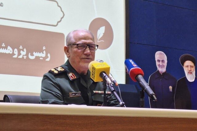 سرلشکر صفوی: دشمنان خارجی ما بیشتر از قبل متحد شدهاند