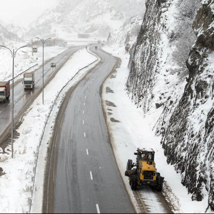 بارش برف و کولاک مناطق کوهستانی اصفهان را فرا می‌گیرد