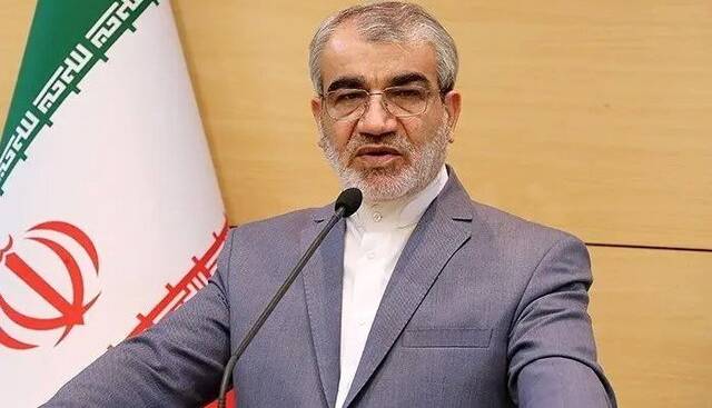 کدخدایی: همه باید در برابر قانون یکسان باشند