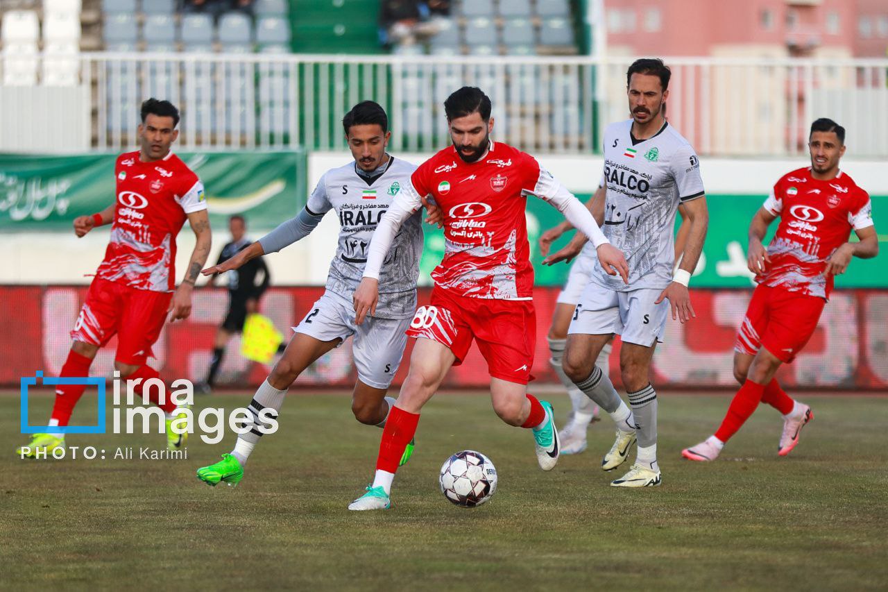 لیگ برتر فوتبال؛ تقابل آلومینیوم و پرسپولیس