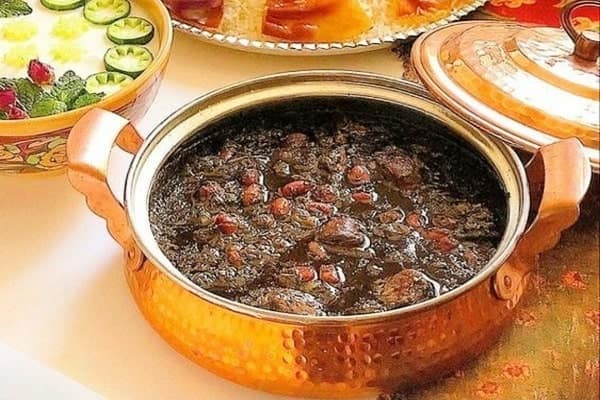 طرز تهیه قورمه سبزی تهرانی