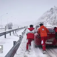 عکس/ امدادرسانی در گردنه‌های برفی خراسا‌ن‌شمالی 