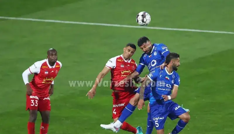 مدافع استقلال در وضعیت مبهم برای پرسپولیس