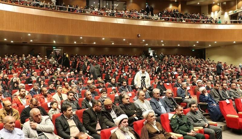 عکس/ اختتامیه دومین اجلاسیه شهدای دامغان برگزار شد