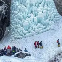 آبشار سنگان در تهران یخ بست