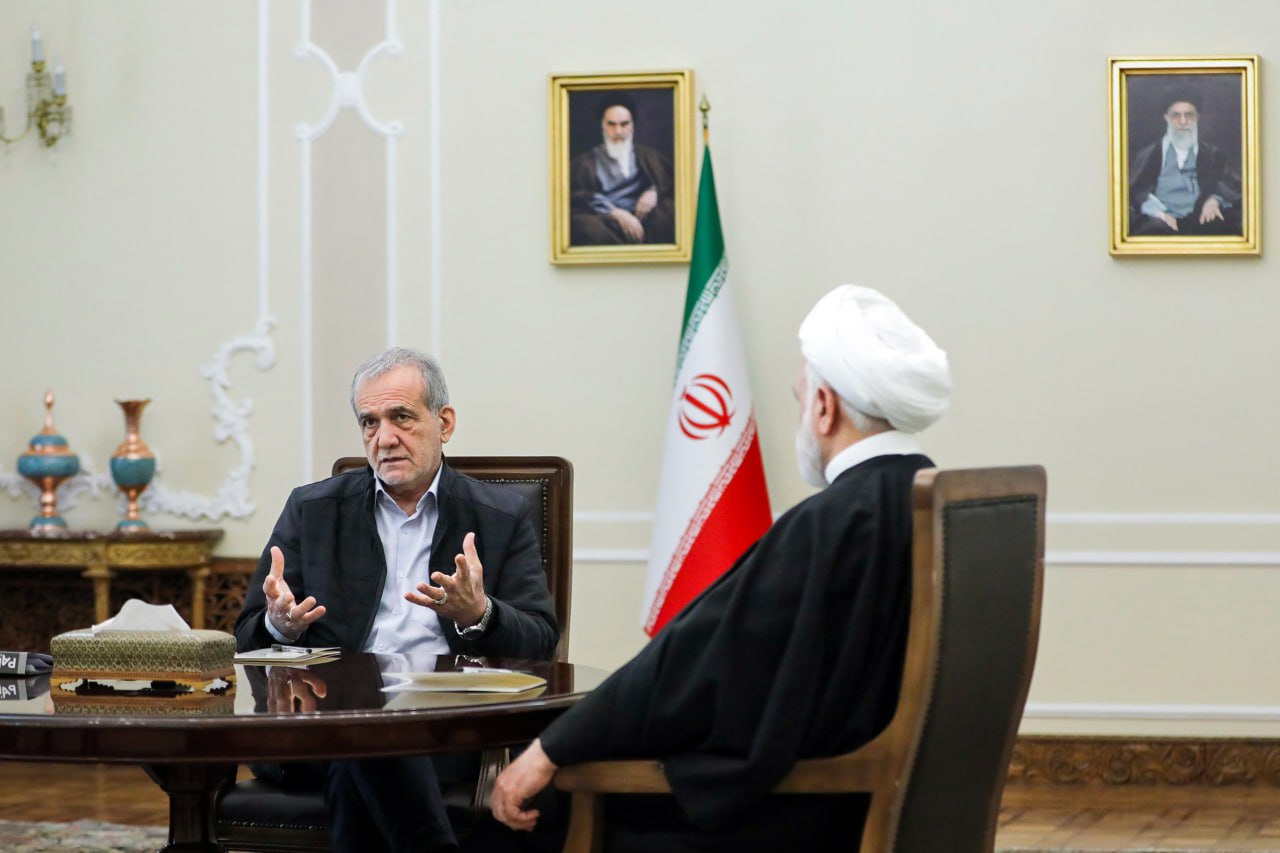 عکس/ نشست مشترک سران قوا برگزار شد