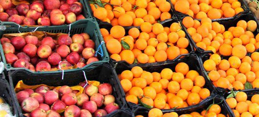 ذخیرهسازی میوه و کالاهای اساسی شب عید در هرمزگان