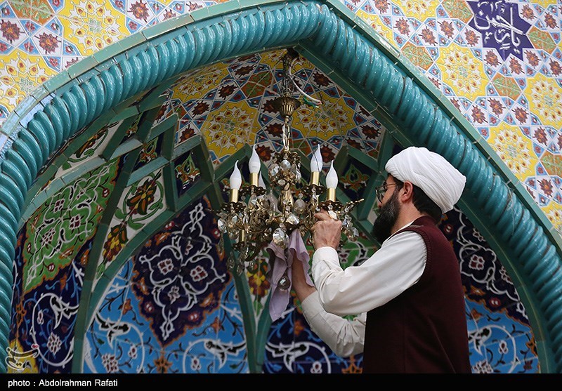 غبارروبی مساجد همدان در آستانه ماه مبارک رمضان