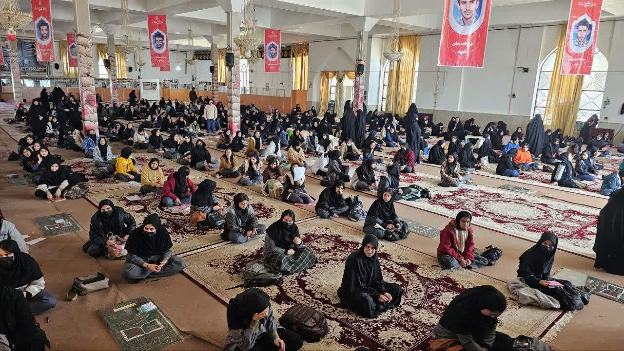 آزمون لیگ جت دانشآموزی در کهگیلویه و بویراحمد