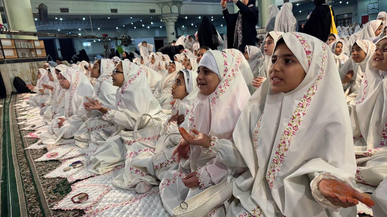 جشن تکلیف باشکوه ۴ هزار فرشته در حرم حضرت عبدالعظیم حسنی(ع)