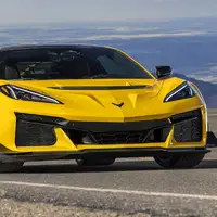 مقایسه کوروت C4 ZR1 و C8 ZR1، قاتل سوپراسپرت‌ها از دیروز تا امروز