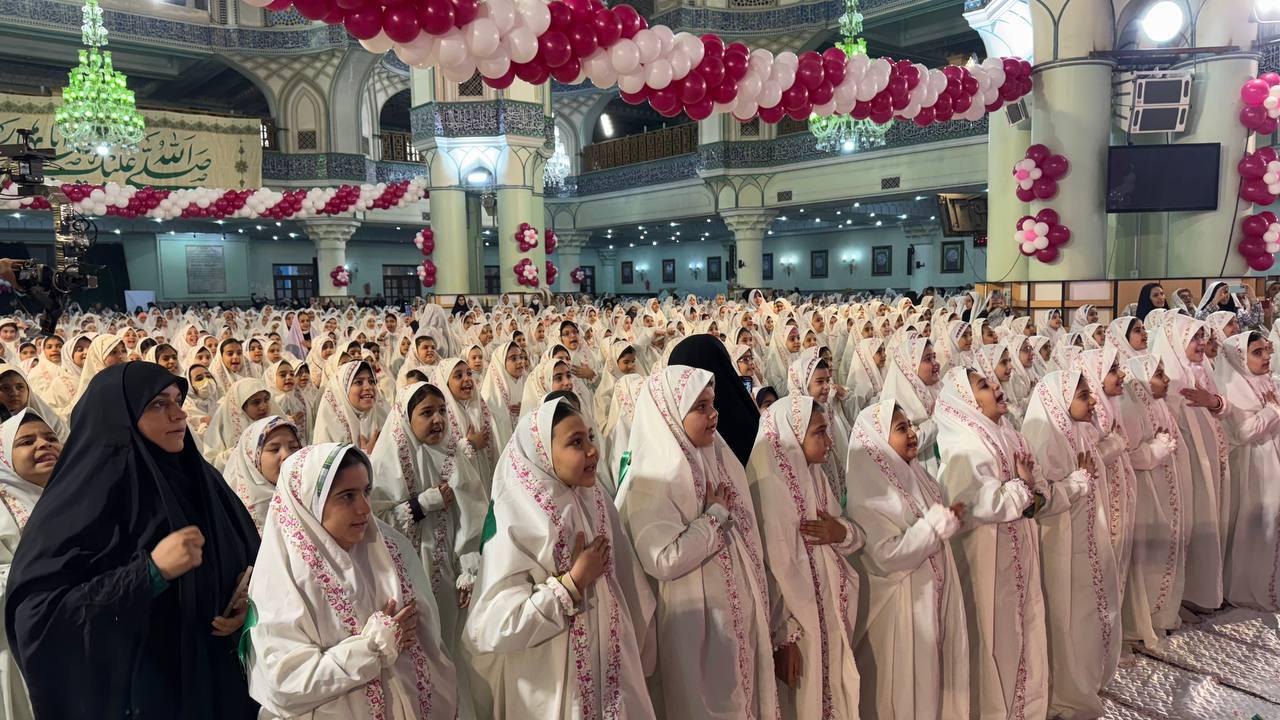 جشن تکلیف باشکوه ۴ هزار فرشته در حرم حضرت عبدالعظیم حسنی(ع)