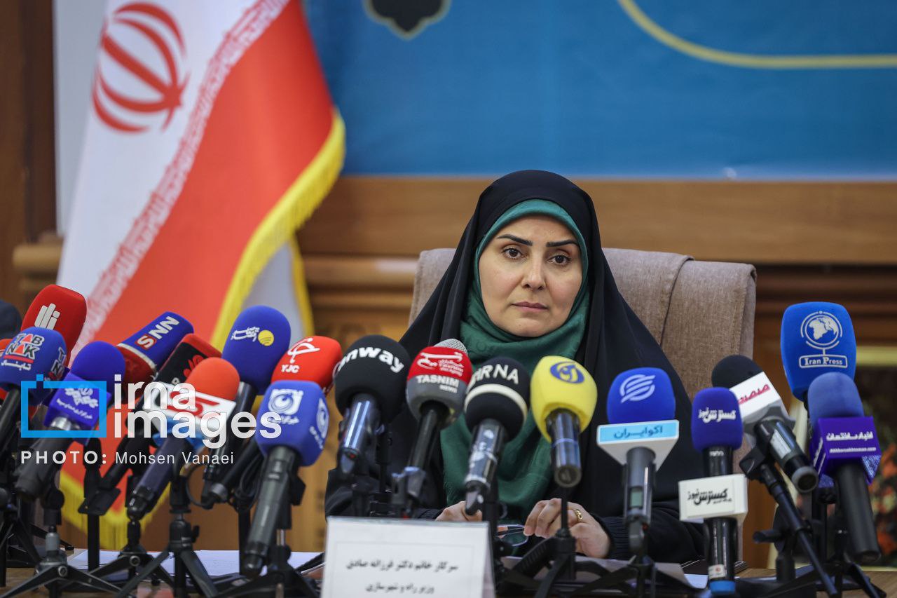 نشست خبری وزیر راه و شهرسازی