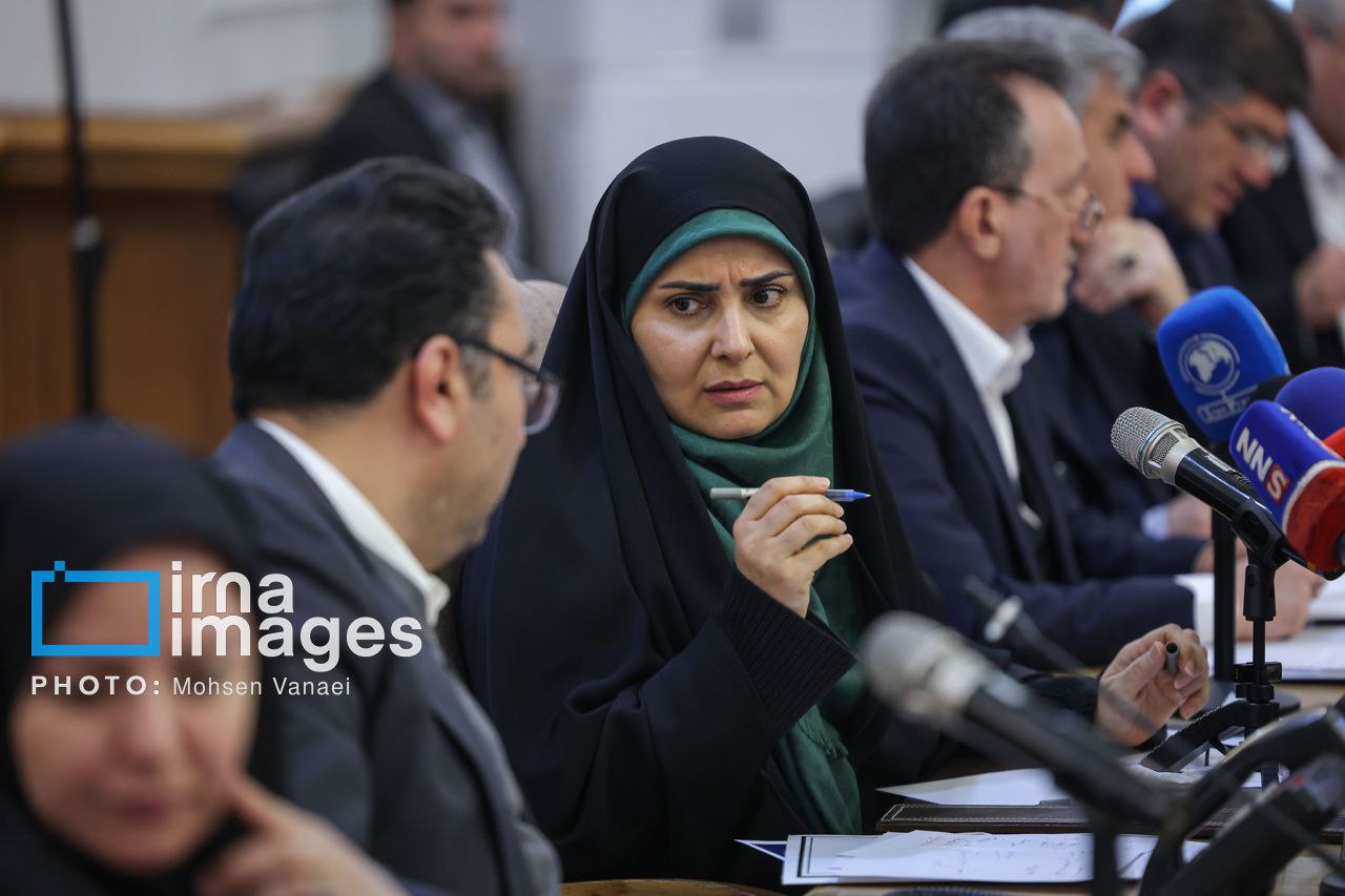 نشست خبری وزیر راه و شهرسازی