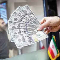 روزنامه اصولگرا: دولت مهم‌ترین عامل تعیین‌کننده در مدیریت بازار ارز است