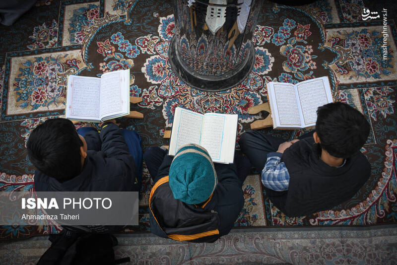 مراسم جزخوانی قرآن کریم در گذر فرهنگی چهارباغ اصفهان