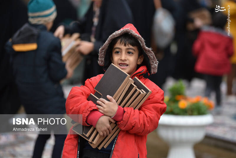 مراسم جزخوانی قرآن کریم در گذر فرهنگی چهارباغ اصفهان