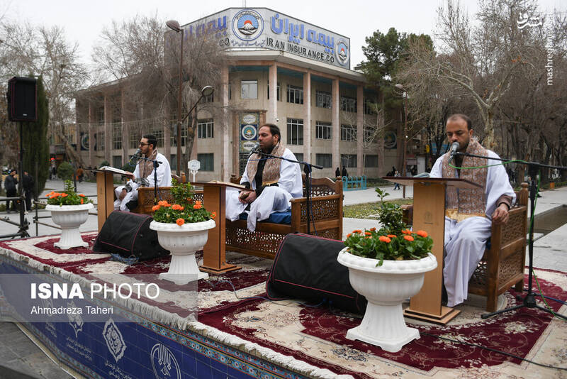 مراسم جزخوانی قرآن کریم در گذر فرهنگی چهارباغ اصفهان