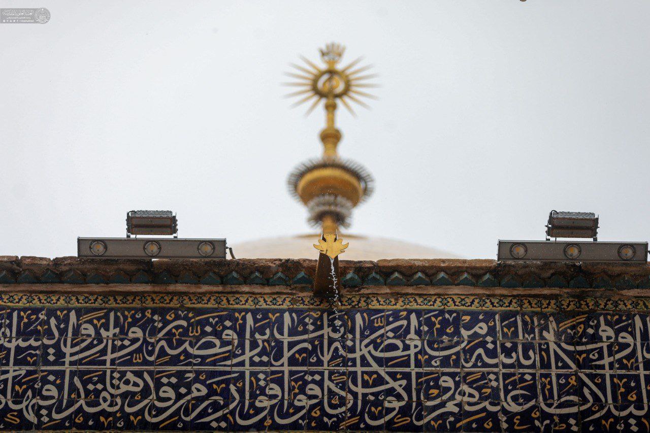 عکس/ بارش رحمت الهی در حرم ملکوتی امیرالمؤمنین(ع)