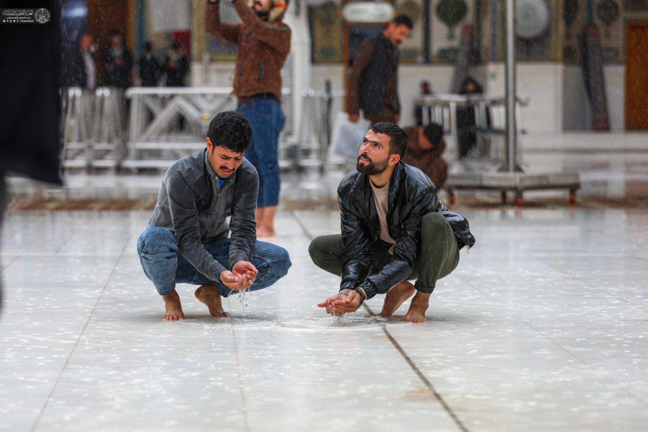 عکس/ بارش رحمت الهی در حرم ملکوتی امیرالمؤمنین(ع)