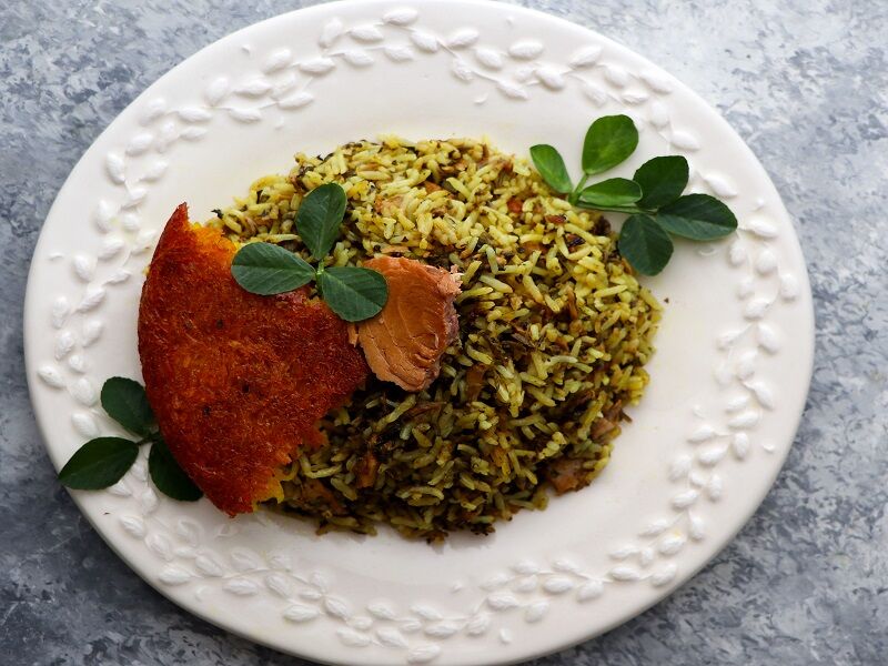 طرز تهیه هواری با تن ماهی؛ خوشمزهترین قاطی پلو حاضری