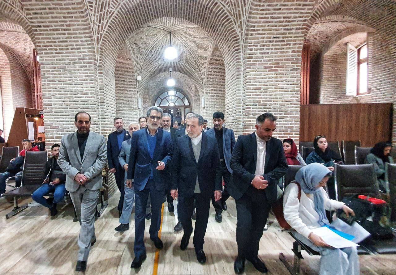 بازدید سرزده عراقچی از بخش‌های مختلف وزارت امور خارجه