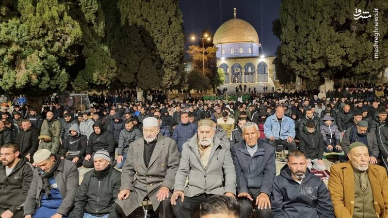  اقامه نماز تراویح در دهمین شب رمضان در مسجدالاقصی