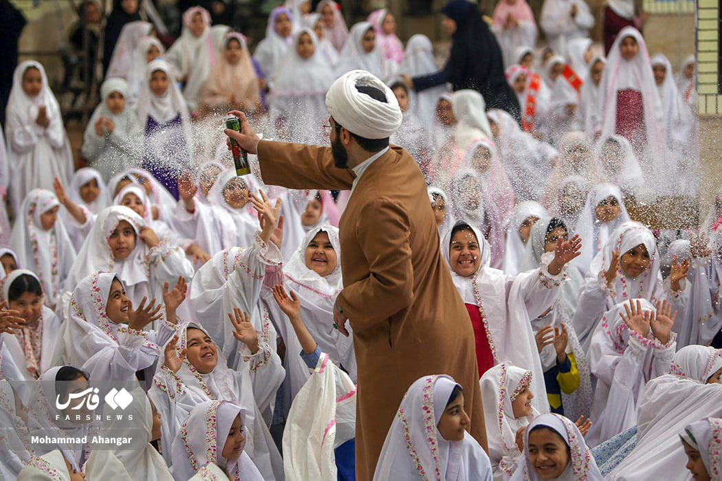 جشن عبادت ۱۰۰۰ فرشته آسمانی در اهواز