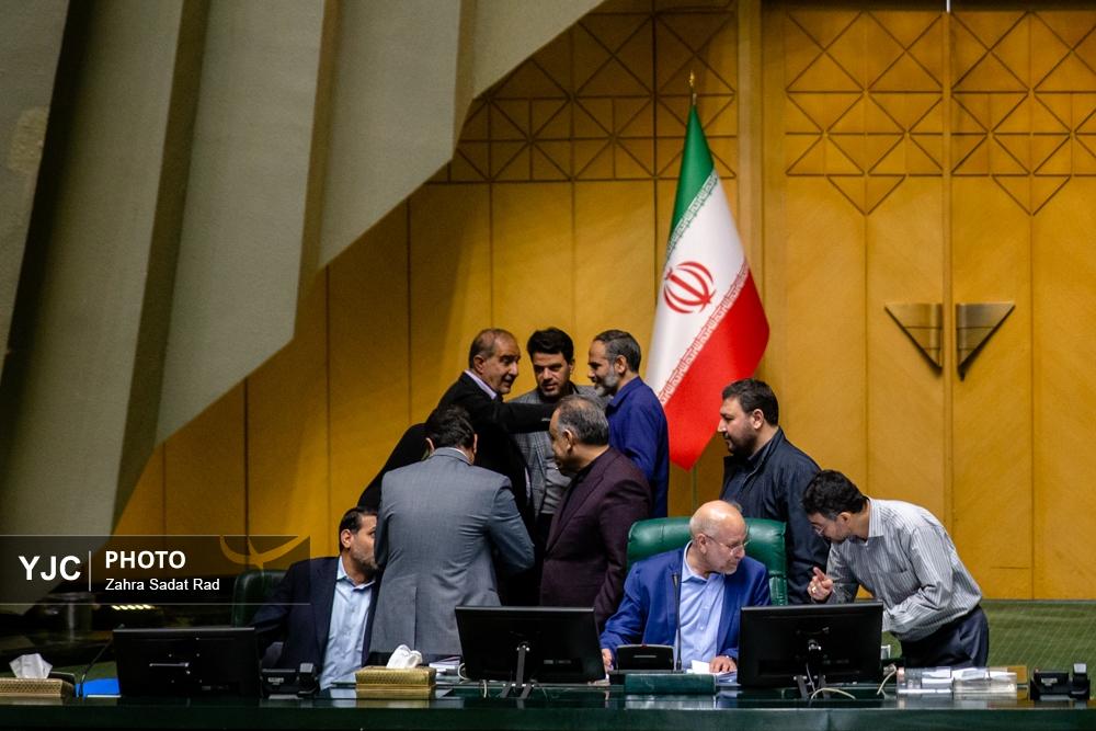 عکس/ فضای آخرین جلسه علنی مجلس شورای اسلامی در سال 1403