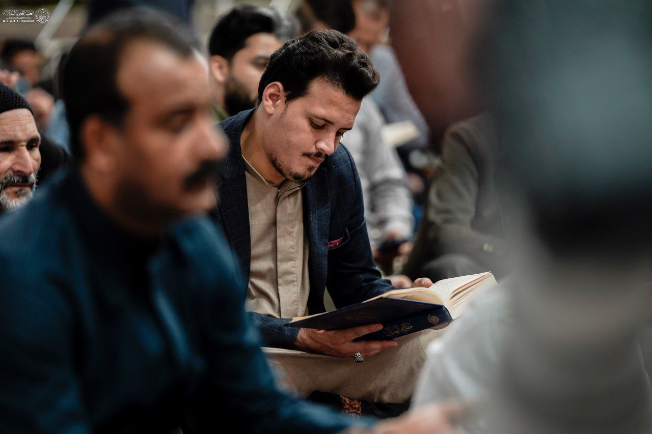 مراسم پر فیض دعای کمیل در آستانه میلاد کریم اهل‌بیت